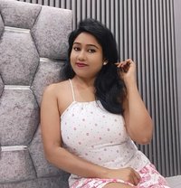 Priya Rao - puta in Hikkaduwa