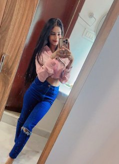 Priya Real Girl - escort in Hyderabad Photo 1 of 4