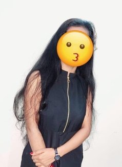 Priya -Real meet and CAM sessions - escort in New Delhi Photo 3 of 3