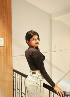 Shreya Roy - escort in Kolkata Photo 2 of 5