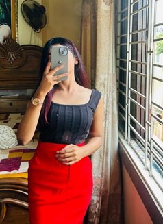 Shreya Roy - escort in Kolkata Photo 3 of 5