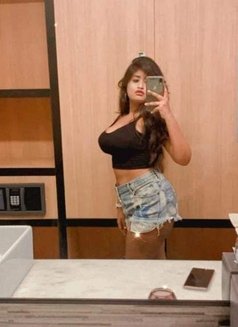 Priya Roy - Transsexual escort in New Delhi Photo 6 of 6