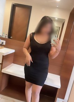 Priya Sharma Independent Call Girl - escort in Candolim, Goa Photo 1 of 4