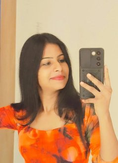 Priya Sharma Independent Call Girl - puta in Candolim, Goa Photo 2 of 3