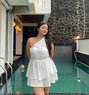 Priya Sharma - puta in Bangalore Photo 2 of 3