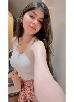 Priya Sharma - escort in Dubai Photo 3 of 8