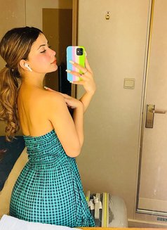 Priya Sharma - escort in Dubai Photo 1 of 6