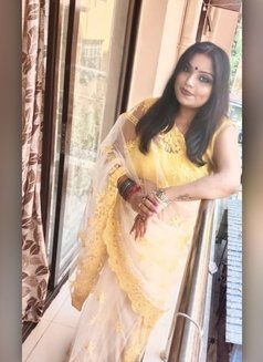 Priya Sharma - escort in Kolkata Photo 10 of 11