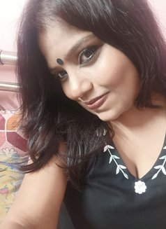 Priya Sharma - escort in Kolkata Photo 1 of 2