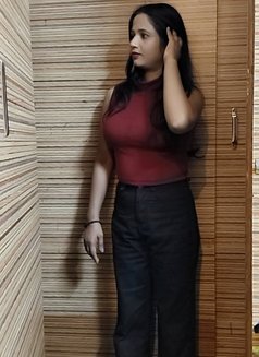 Priya Sharma - escort in Mumbai Photo 4 of 5