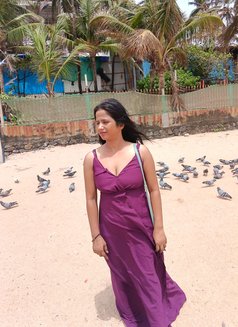 Priya Sharma - escort in Mumbai Photo 5 of 5
