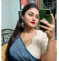 Rinku - escort in Noida