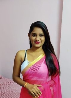 CEM show + realme available - escort in Surat Photo 1 of 1