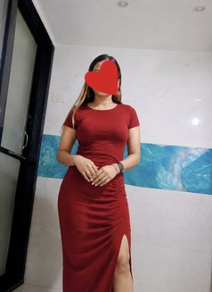 Priya Singh - escort in Indore Photo 2 of 2