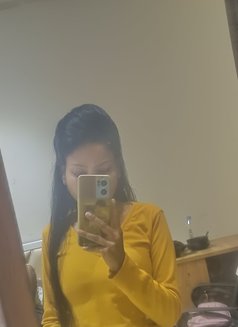 Priya Singh - escort in Varanasi Photo 1 of 1