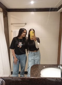 Priya Singh, Real Meet (Outcall) - puta in Indore Photo 2 of 3