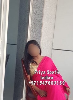Priya Tamil South Indian Young Escort - puta in Dubai Photo 2 of 4