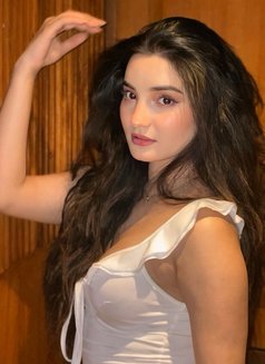 Priya Vip Model - escort in Abu Dhabi Photo 4 of 4