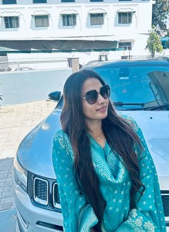 Priyanaka - Acompañantes transexual in New Delhi Photo 2 of 4