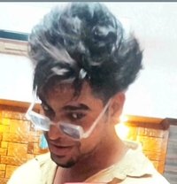 Priyank - Acompañantes masculino in New Delhi