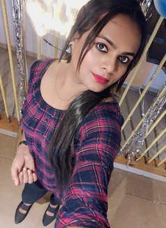 Priyanka 12 - Transsexual escort in Pune Photo 26 of 30