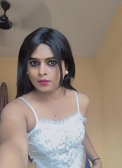 Priyanka 12 - Transsexual escort in Pune Photo 7 of 30