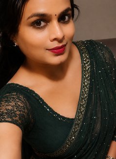 Priyanka 12 - Transsexual escort in Pune Photo 14 of 30