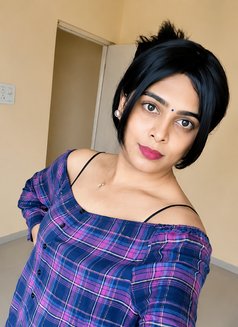 Priyanka 12 - Transsexual escort in Pune Photo 24 of 30