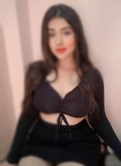 Disha ( cam show only)nudeshow with face - escort in Navi Mumbai Photo 3 of 4