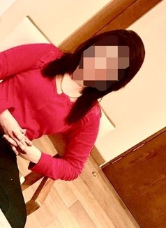 Priyanka cam show and real meet - escort in Hyderabad Photo 2 of 2