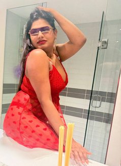 Priyanka - escort in Toronto Photo 1 of 9