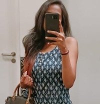 Priyanka Escort Service Home Hotel Cash - puta in Kolkata