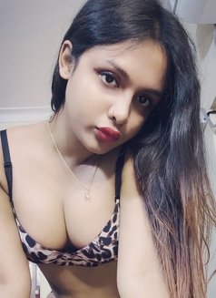 Priyanka - Transsexual escort in Kolkata Photo 5 of 18
