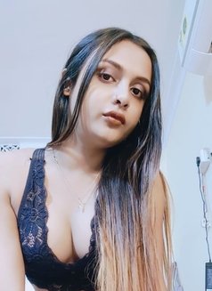 Priyanka - Transsexual escort in Kolkata Photo 17 of 18