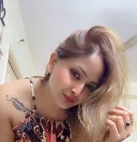 Anushka - escort in Ahmedabad Photo 1 of 4