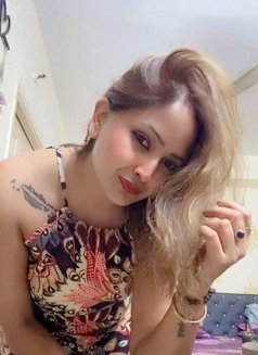 Priyanka Escorts Service and Call Girls - escort in Thane Photo 4 of 4