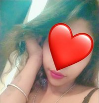 Priyanka in & Out Call Real Model - puta in Chennai Photo 2 of 11