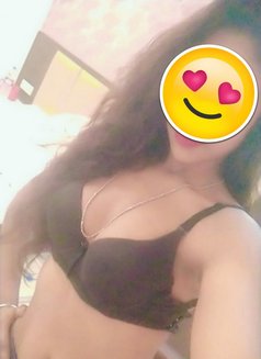 Priyanka in & Out Call video call availa - escort in Chennai Photo 10 of 11