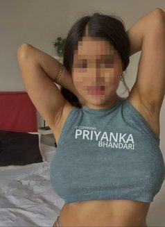 Priyanka Independent - Only cam shows rn - puta in Mumbai Photo 2 of 2