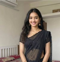 Priyanka - puta in Bangalore