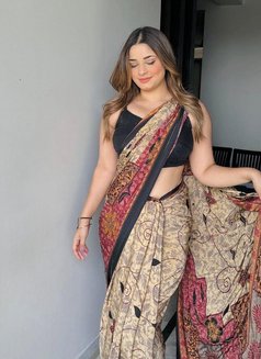 Priyanka - escort in Chennai Photo 3 of 4