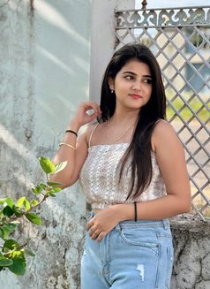 Priyanka - escort in Chennai Photo 1 of 1