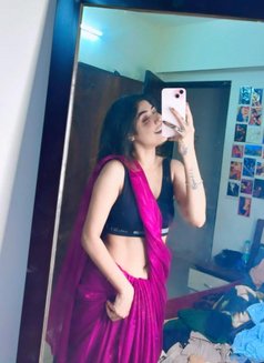 Priyanka - escort in Hyderabad Photo 9 of 17