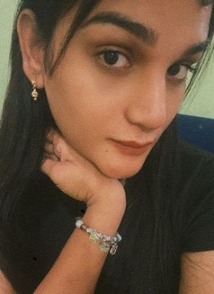 Priyanka - puta in Hyderabad Photo 3 of 3