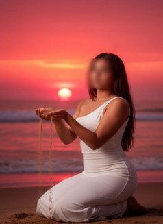 Priyanka - escort in Navi Mumbai Photo 4 of 5