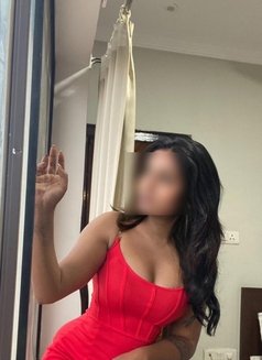 Priyanka - escort in Mumbai Photo 2 of 3