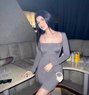 Priyanka - puta in New Delhi Photo 1 of 3
