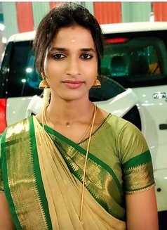 Priyanka - Transsexual escort in Chennai Photo 1 of 3