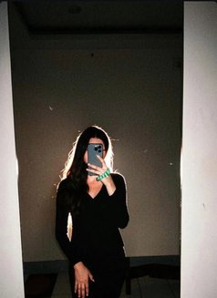 Priyanka Indipandent Collage Girl - escort in Surat Photo 1 of 4
