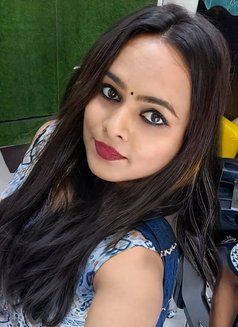 Priyanka 12 - Transsexual escort in Pune Photo 7 of 12